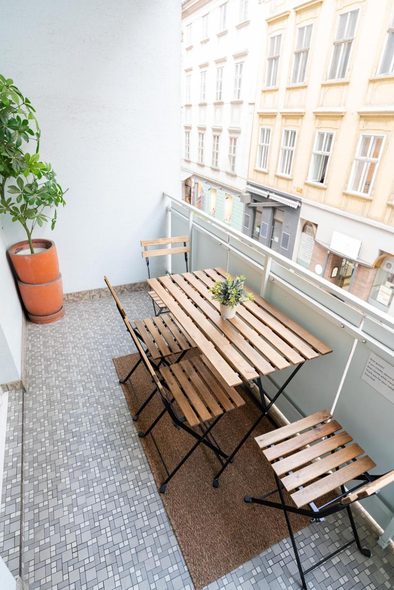 Central Living Apartment Opera Bécs Kültér fotó